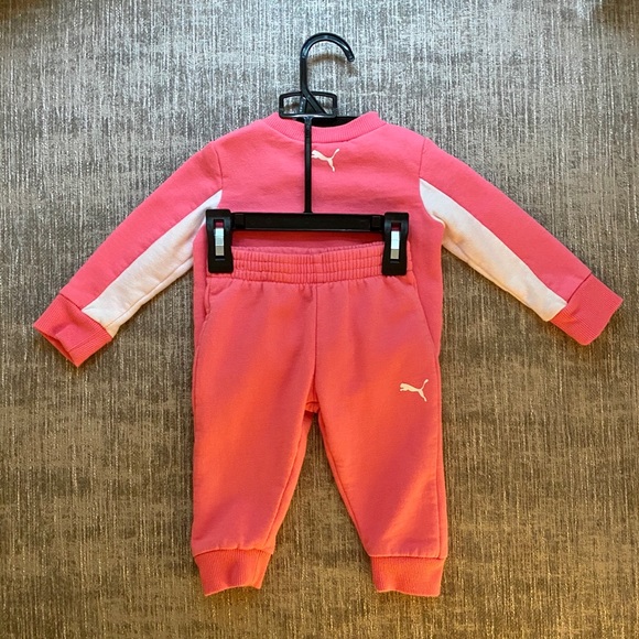 Puma Jogging Set - Picture 2 of 3